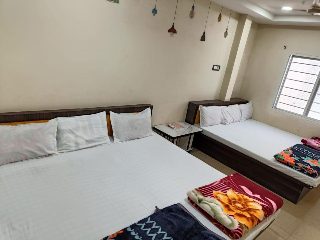 Hotel S Tower Удджайн Экстерьер фото